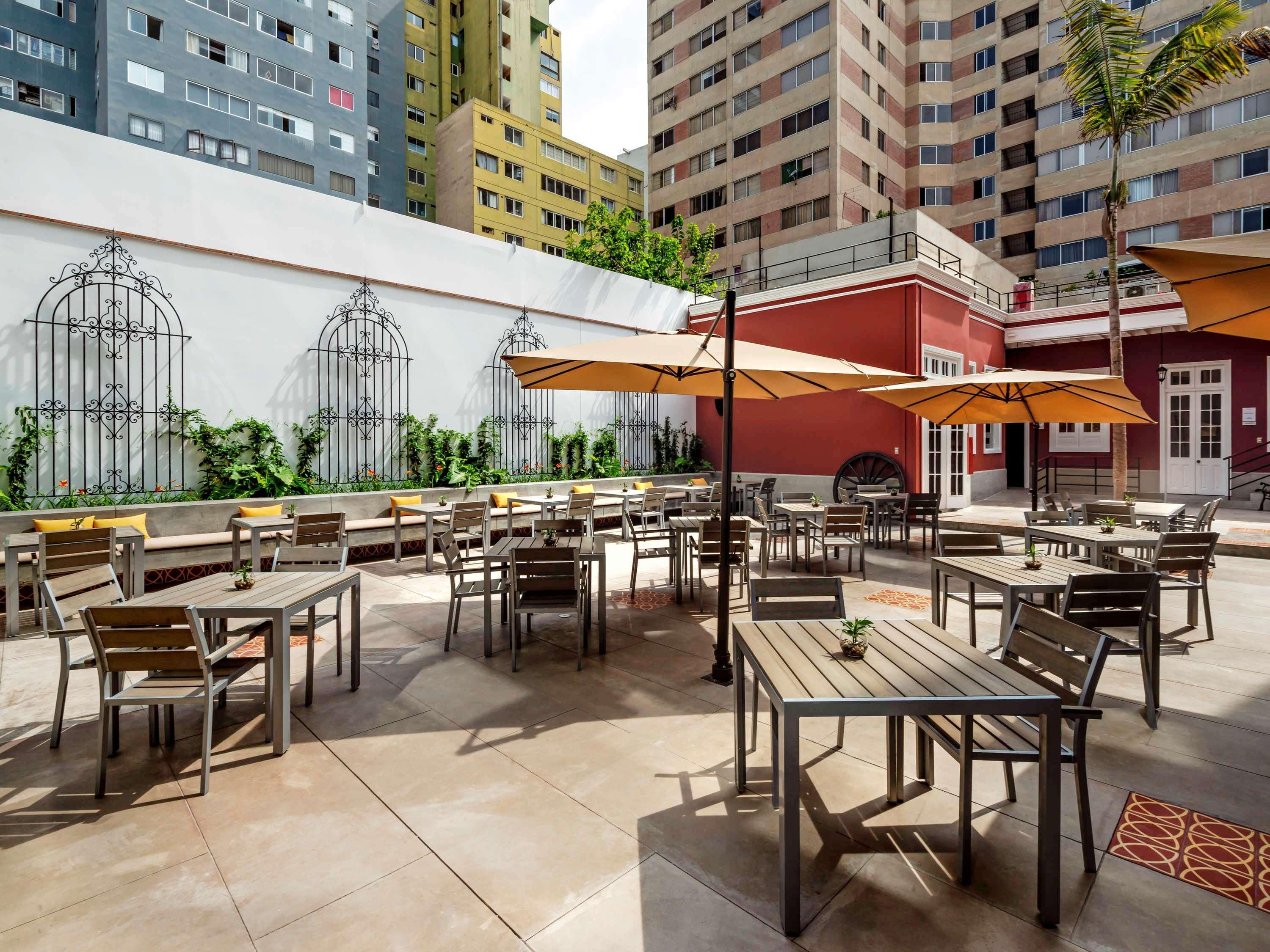 Mercure Ariosto Lima Exterior foto
